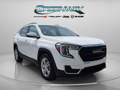Used 2022 GMC Terrain SLE w/ Driver Convenience Package