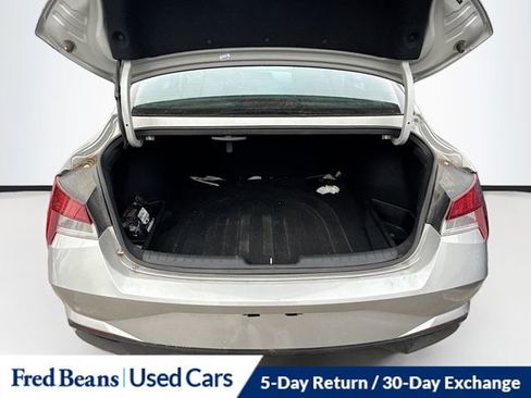 Used 2023 Hyundai Elantra SEL w/ Preferred Accessory Package image 24