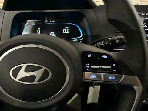 New 2026 Hyundai Elantra SE image 5