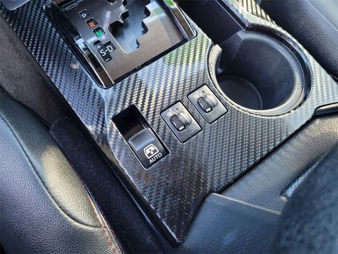 Used 2021 Toyota 4Runner TRD Off-Road Premium image 19