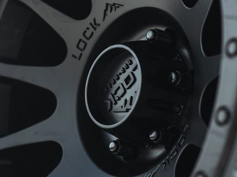 Used 2024 RAM 1500 Laramie image 5