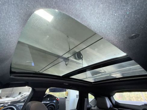 Used 2025 Acura RDX SH-AWD image 21