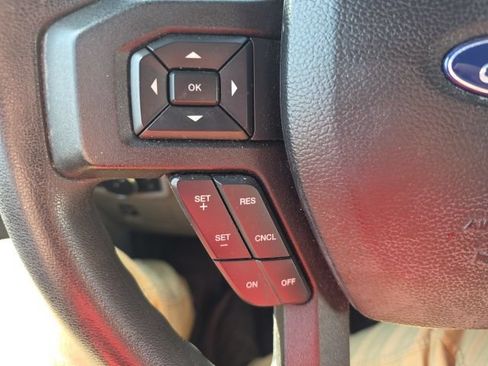 Used 2018 Ford F150 XLT AWD/4WD image 12