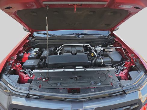 Used 2023 Chevrolet Colorado LT w/ LT Convenience Package image 9