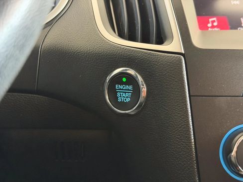 Used 2019 Ford Edge SEL w/ Equipment Group 201A FWD image 31