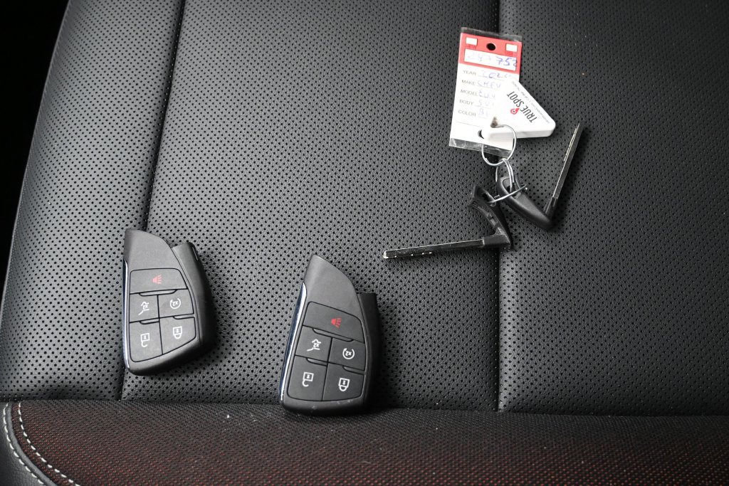 Used 2024 Chevrolet Equinox EV RS w/ Active Safety Package 3 FWD image 20