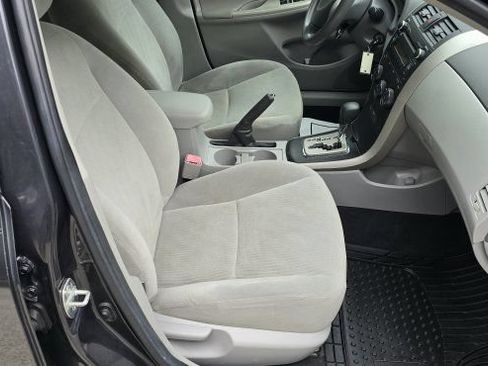 Used 2010 Toyota Corolla LE FWD image 16