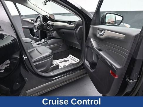 Used 2022 Ford Escape SEL w/ Technology Package AWD/4WD image 15