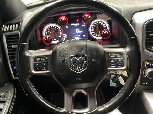 Used 2021 RAM 1500 Warlock AWD/4WD image 4