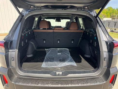 New 2026 Subaru Outback Touring AWD/4WD image 15