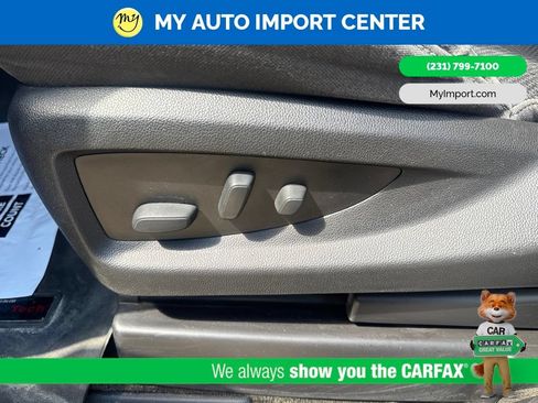 Used 2018 Chevrolet Silverado 1500 LT w/ All Star Edition AWD/4WD image 12