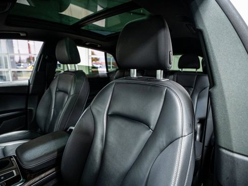 Used 2020 Audi Q8 Premium w/ Black Optic Package image 39