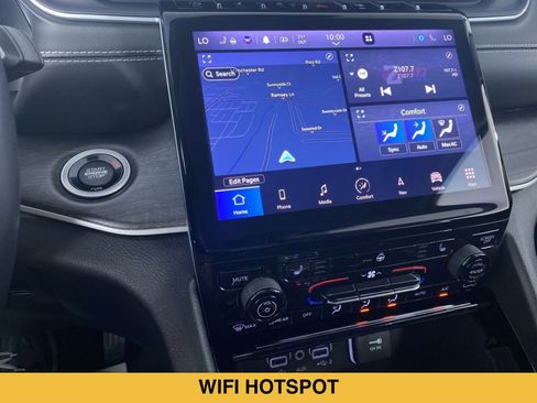 Used 2021 Jeep Grand Cherokee L Limited AWD/4WD image 5