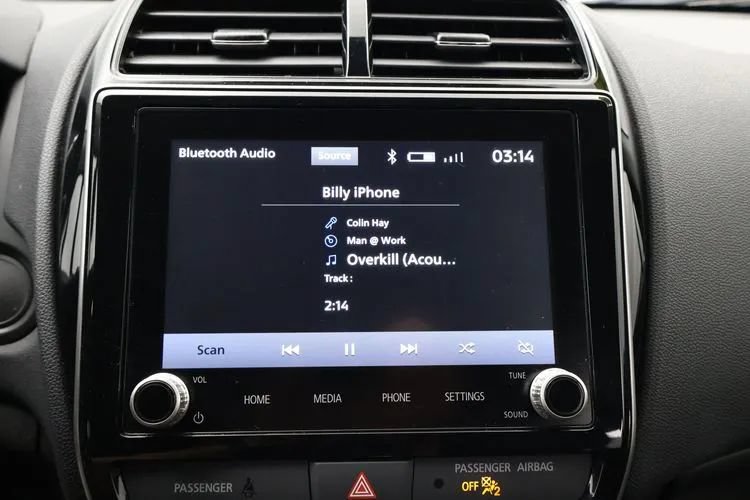 Used 2025 Mitsubishi Outlander Sport LE AWD/4WD image 28
