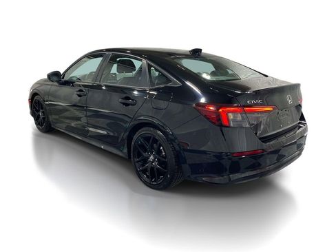 Used 2025 Honda Civic Sport image 2