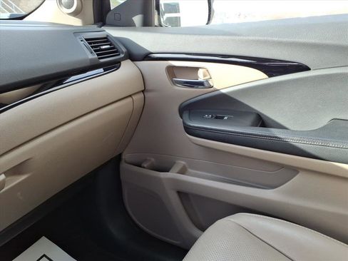 Certified 2020 Honda Pilot Elite image 30