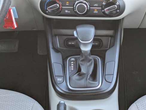 Used 2023 Kia Soul LX image 20