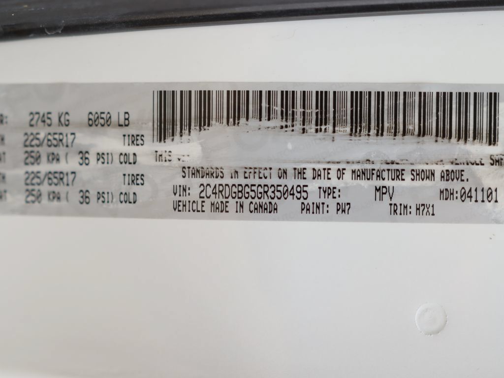 Used 2016 Dodge Grand Caravan American Value Package FWD image 31
