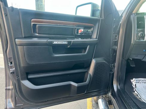 Used 2015 RAM 1500 Laramie w/ Convenience Group image 23