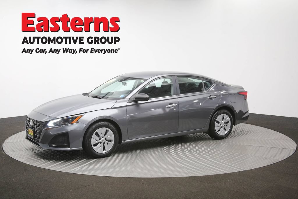 Used 2024 Nissan Altima 2.5 S FWD image 54