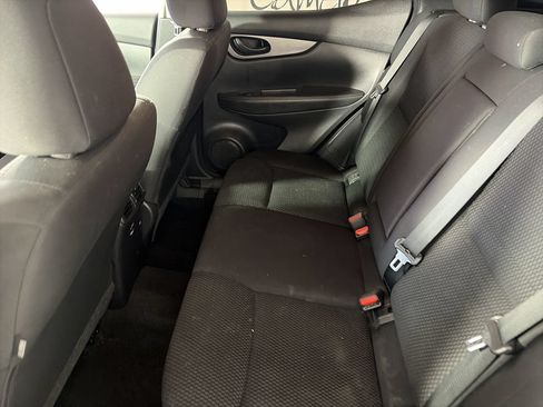 Used 2022 Nissan Rogue Sport S FWD image 22