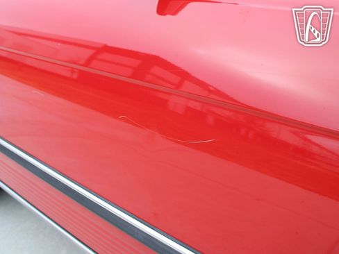 Used 1988 Mercedes-Benz 560 SL image 4