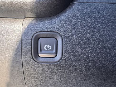 New 2026 Chevrolet Silverado 2500 Custom w/ Custom Value Package image 5