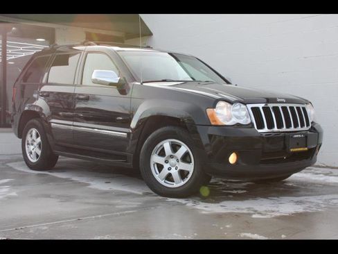 Used 2010 Jeep Grand Cherokee Laredo image 1