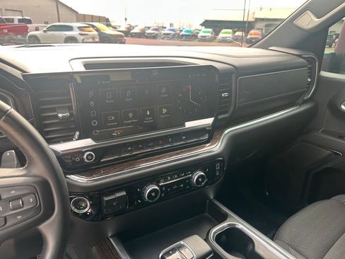 Used 2023 GMC Sierra 1500 Elevation image 16