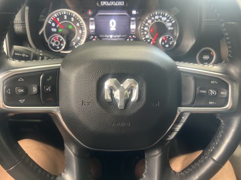 Used 2022 RAM 1500 Laramie AWD/4WD image 28