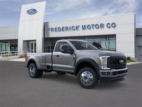 New 2026 Ford F450 XL w/ XL Chrome Package image 10