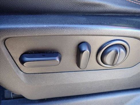 Used 2021 GMC Sierra 1500 AT4 image 10