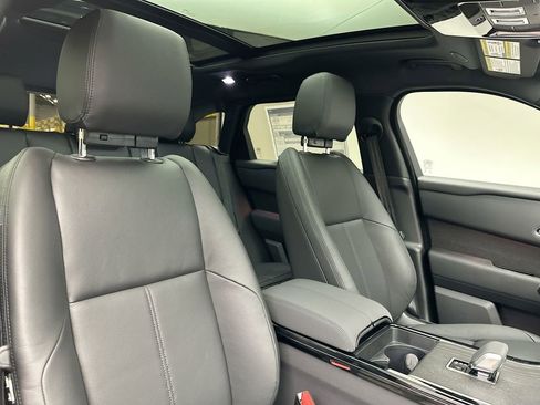 Used 2026 Land Rover Range Rover Velar Dynamic SE image 5