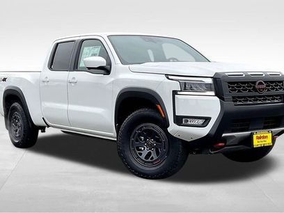 New 2025 Nissan Frontier PRO-4X w/ Pro Convenience Package