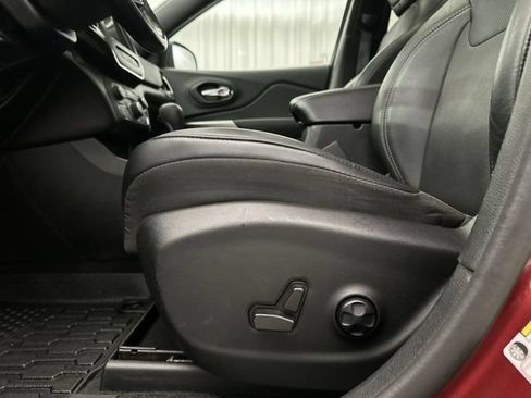 Used 2021 Jeep Cherokee Latitude Lux 80th Anniv w/ Quick Order Package 26U 80TH AWD/4WD image 18