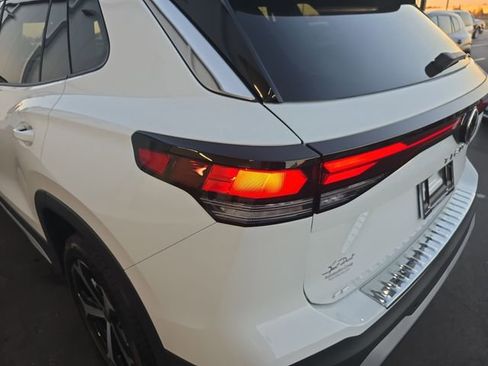 New 2026 Volkswagen Tiguan SE AWD/4WD image 27