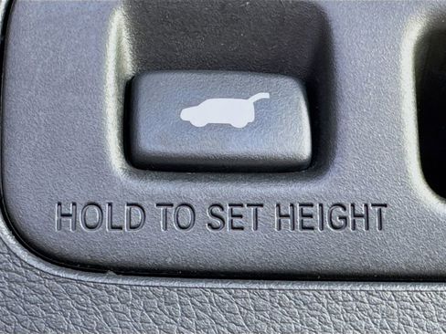 Used 2019 Honda CR-V Touring image 36