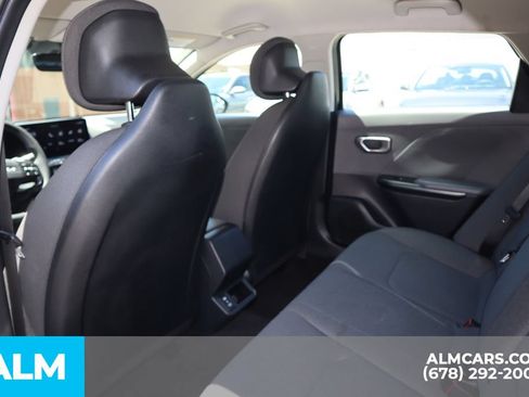 Used 2025 Kia K4 FWD image 18