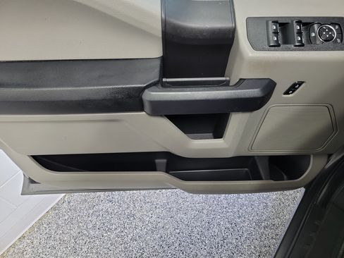 Used 2019 Ford F150 XL w/ Equipment Group 101A Mid RWD image 14