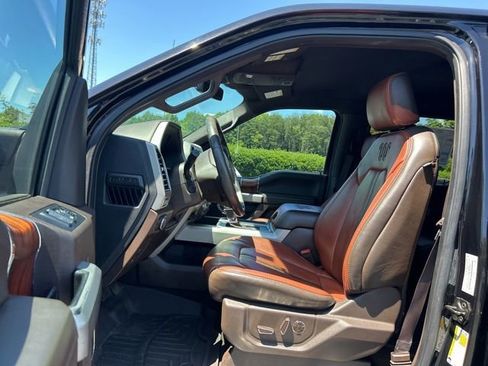 Used 2019 Ford F150 King Ranch w/ Equipment Group 601A Luxury AWD/4WD image 16