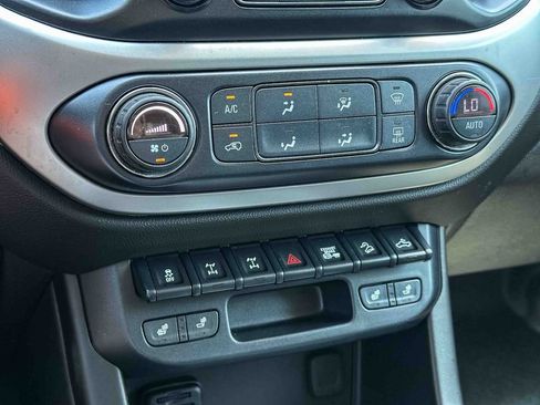 Used 2019 Chevrolet Colorado ZR2 AWD/4WD image 33