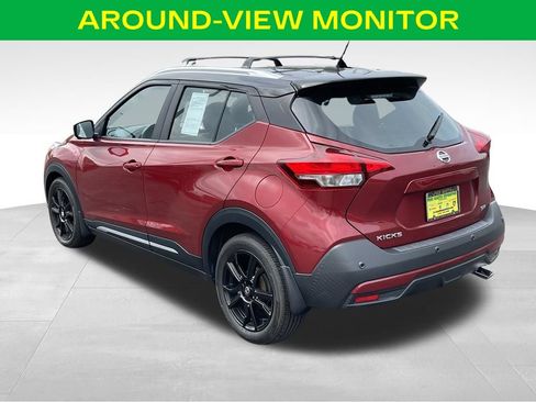 Used 2020 Nissan Kicks SR w/ Exterior Package FWD image 12