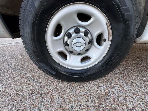 Used 2016 Chevrolet Express 3500 LT w/ LT Preferred Equipment Group image 19