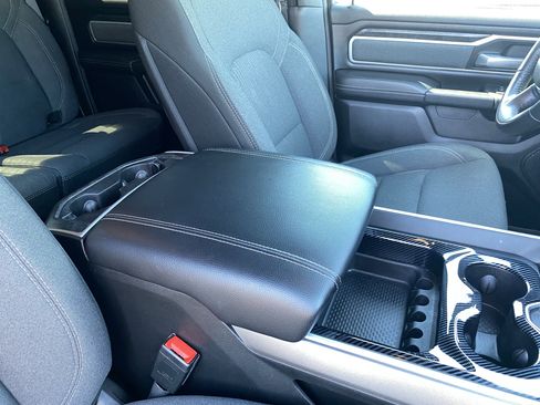 Used 2022 RAM 1500 Big Horn image 10