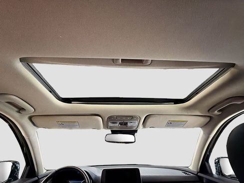 Used 2020 Kia Telluride SX w/ Towing Package image 24