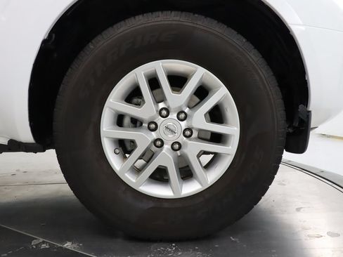 Used 2019 Nissan Frontier SV RWD image 27