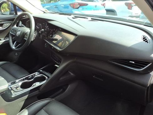 Certified 2022 Buick Envision Essence w/ Safety Package image 19