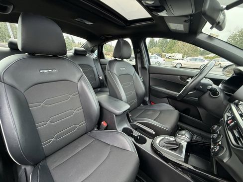 Used 2021 Kia Forte GT-Line w/ GT-Line Premium Package image 19