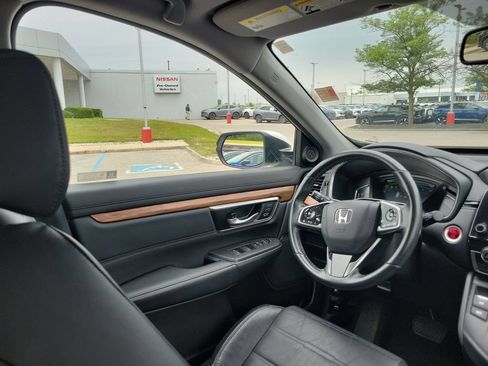 Used 2021 Honda CR-V Touring image 8