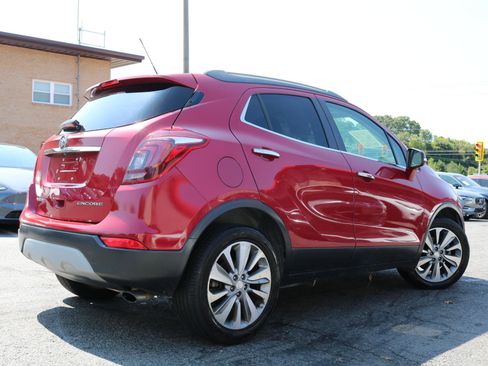 Used 2018 Buick Encore Preferred FWD image 2